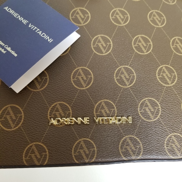 Sale 🔖 NWT Adrienne Vittadini Monogram Dome Satchel - Picture 5 of 13